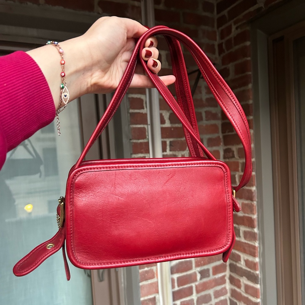 Vintage coach 9167 over counter camera bag crossbody red leather retro y2 legacy - Picture 2 of 14
